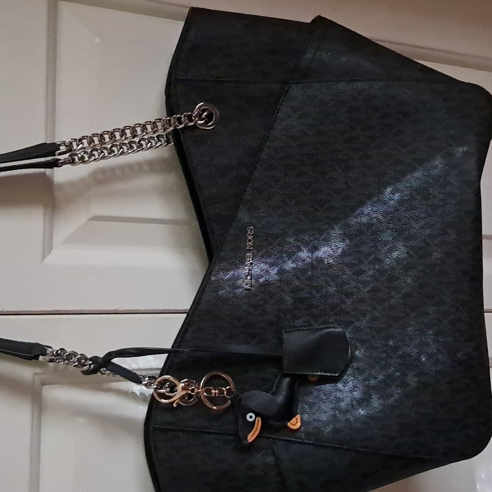 Michael Kors NWOT "JET SET TRAVEL" Black Shoulder Bag with Chain Accents